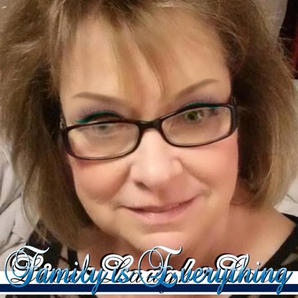 Meet your Posher, Wilma - Picture 1 of 1